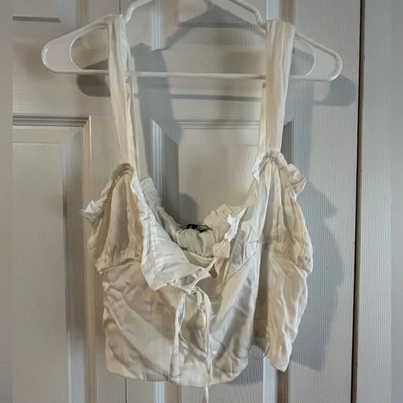 NWT URBAN OUTFITTERS CROP TOPS - Picture 2 of 8